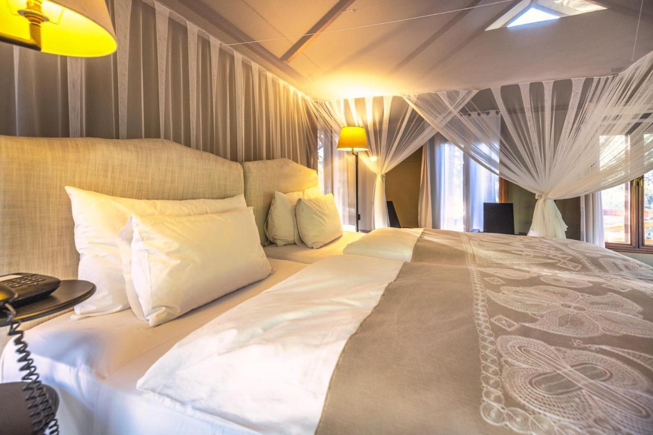 فندق The Mushara Outpost Mokuti Lodge المظهر الخارجي الصورة