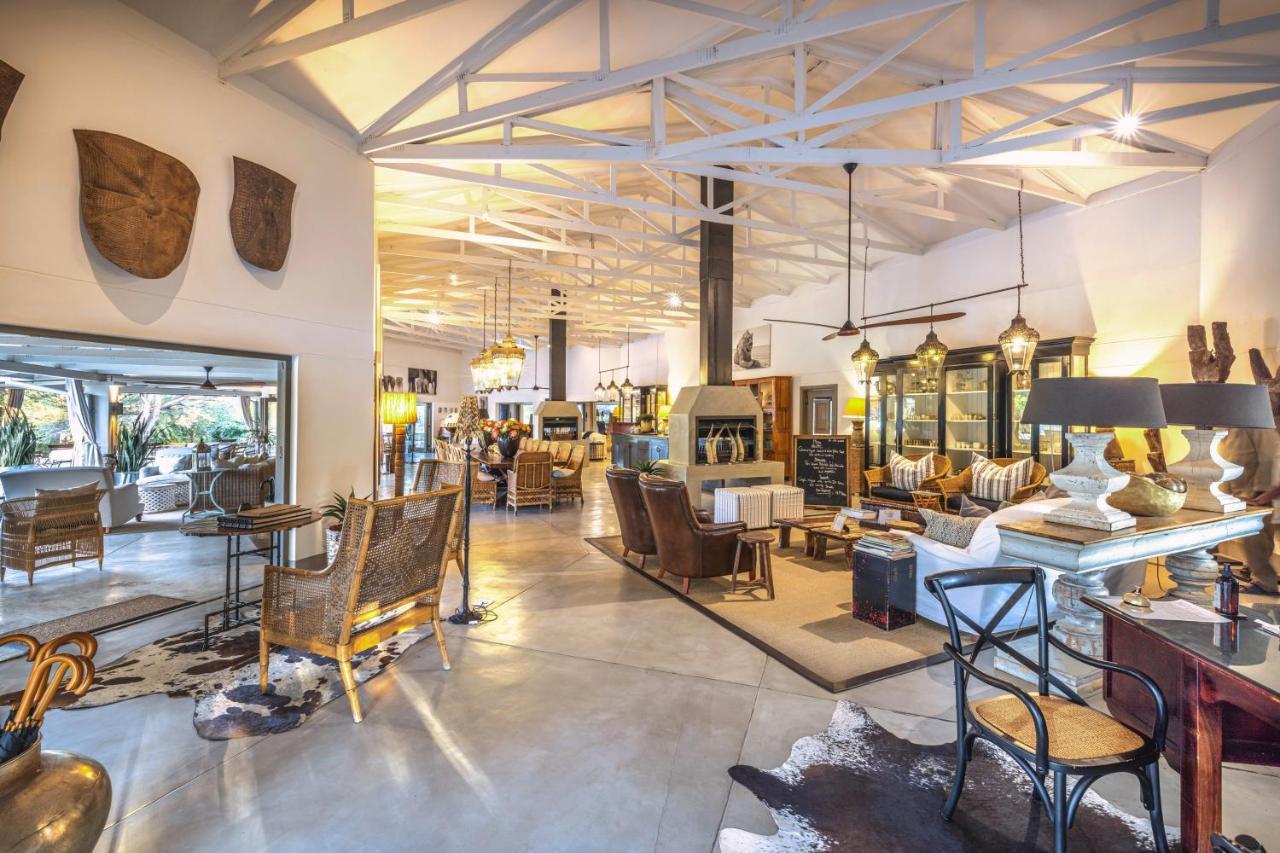 فندق The Mushara Outpost Mokuti Lodge المظهر الخارجي الصورة